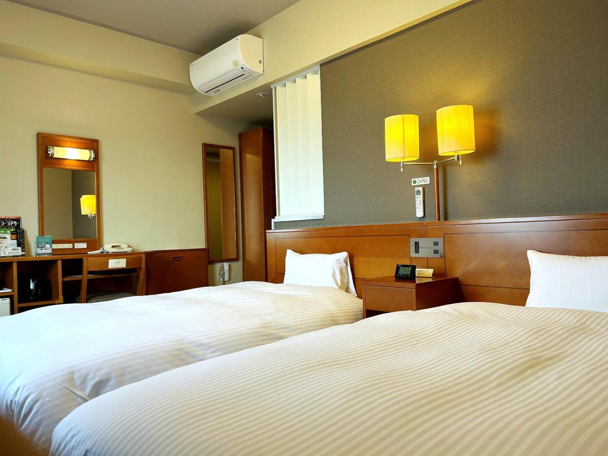 Hotel Route-Inn Chiryu -Kokudou 1 Gou- Экстерьер фото
